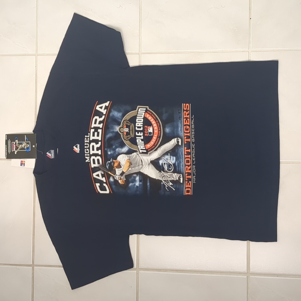 Brand New Detroit Tigers Miguel Cabrera Triple Crown Tee